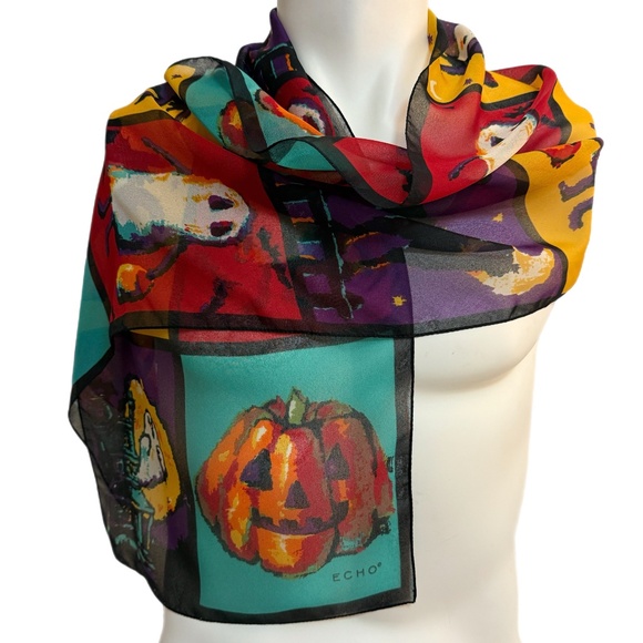 Echo Halloween Scarf – Made in Italy – Ghosts, Pumpkins, Black Cats & Witches - Picture 1 of 9